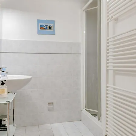 Lägenhet Migliarina Bedrooms
