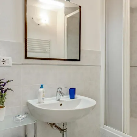 Lägenhet Migliarina Bedrooms